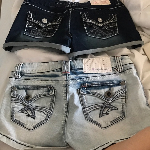 Two pairs of Hydraulic shorts - Picture 2 of 2